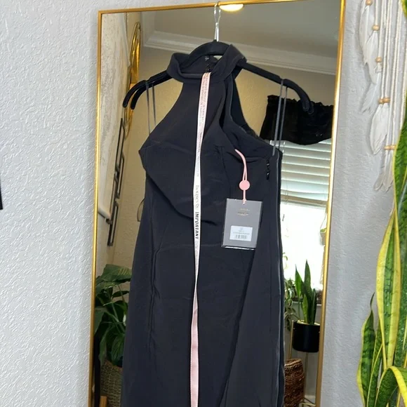 House of CB 'Juniper' Black Peplum Midi NWT - Picture 9 of 11